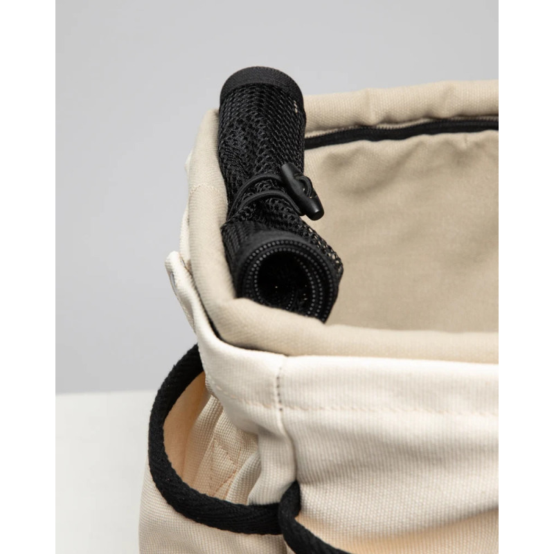 2.8 Diane Torba Whiteoff 2.8 Design for Dogs | ventisei&Co.