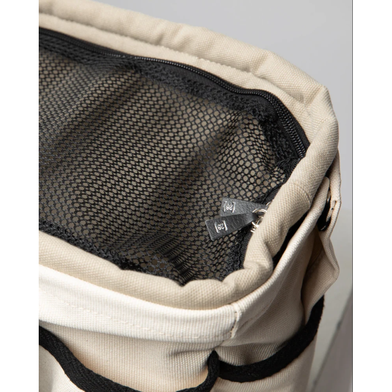 2.8 Diane Torba Whiteoff 2.8 Design for Dogs | ventisei&Co.