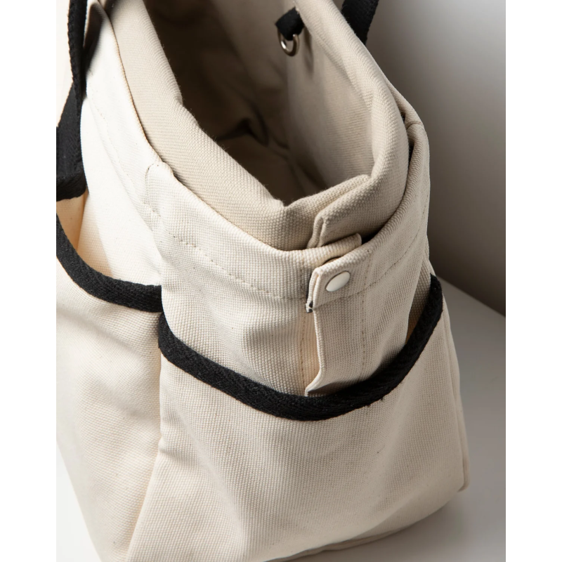 2.8 Diane Torba Whiteoff 2.8 Design for Dogs | ventisei&Co.