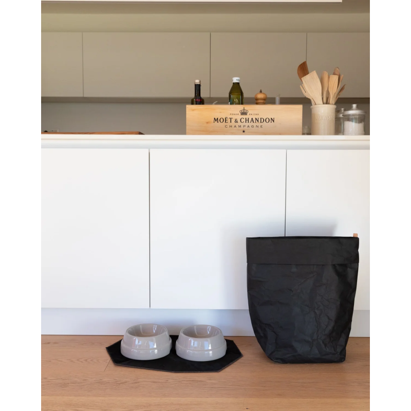2.8 Sebastiao Miska Warm Grey Diam 15 2.8 Design for Dogs | ventisei&Co.