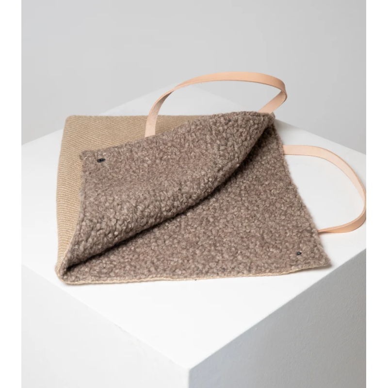 2.8 Steve Dog Travel Mat Jute Ecru 2.8 Design for Dogs | ventisei&Co.